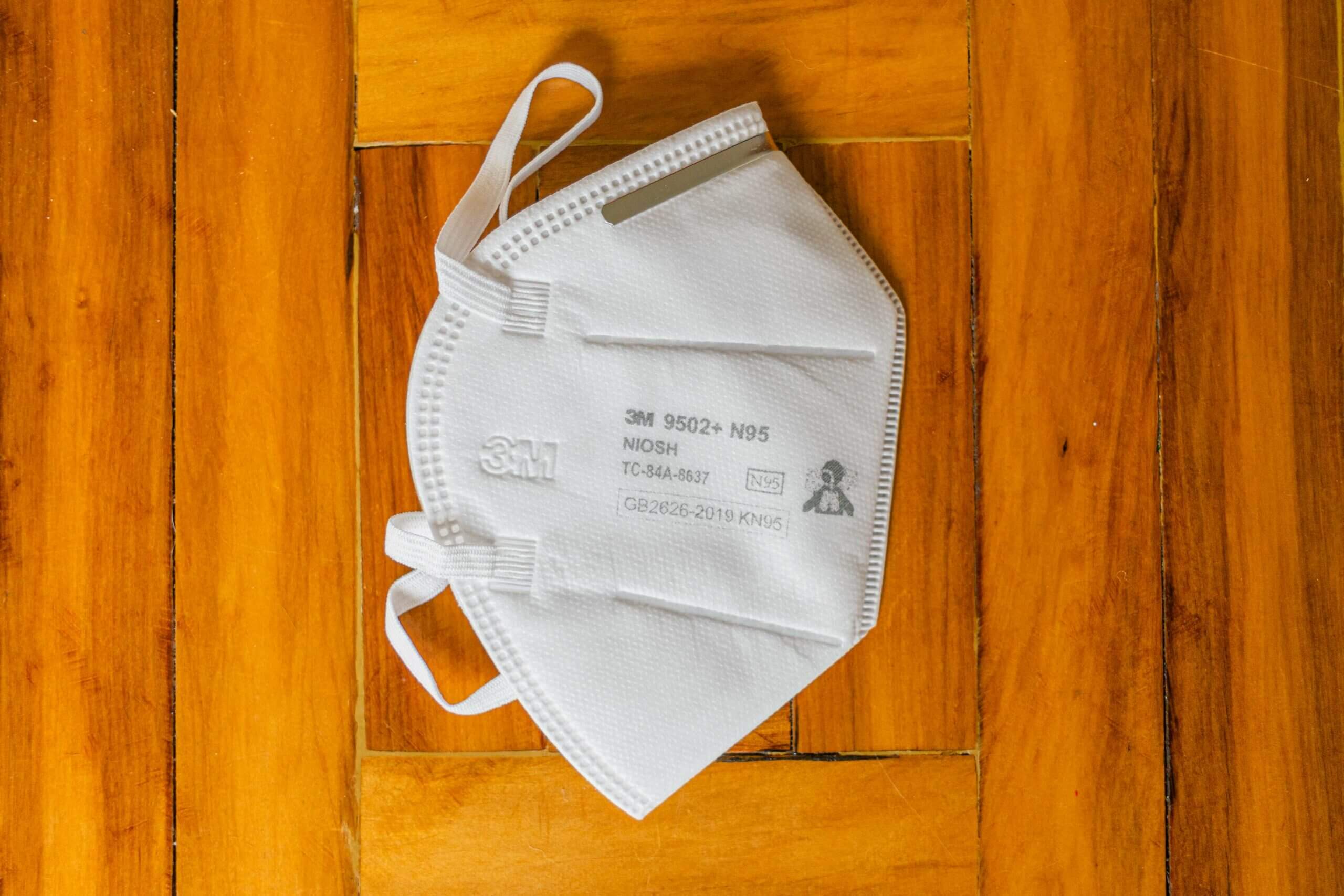 3M 9502 Disposable Mask