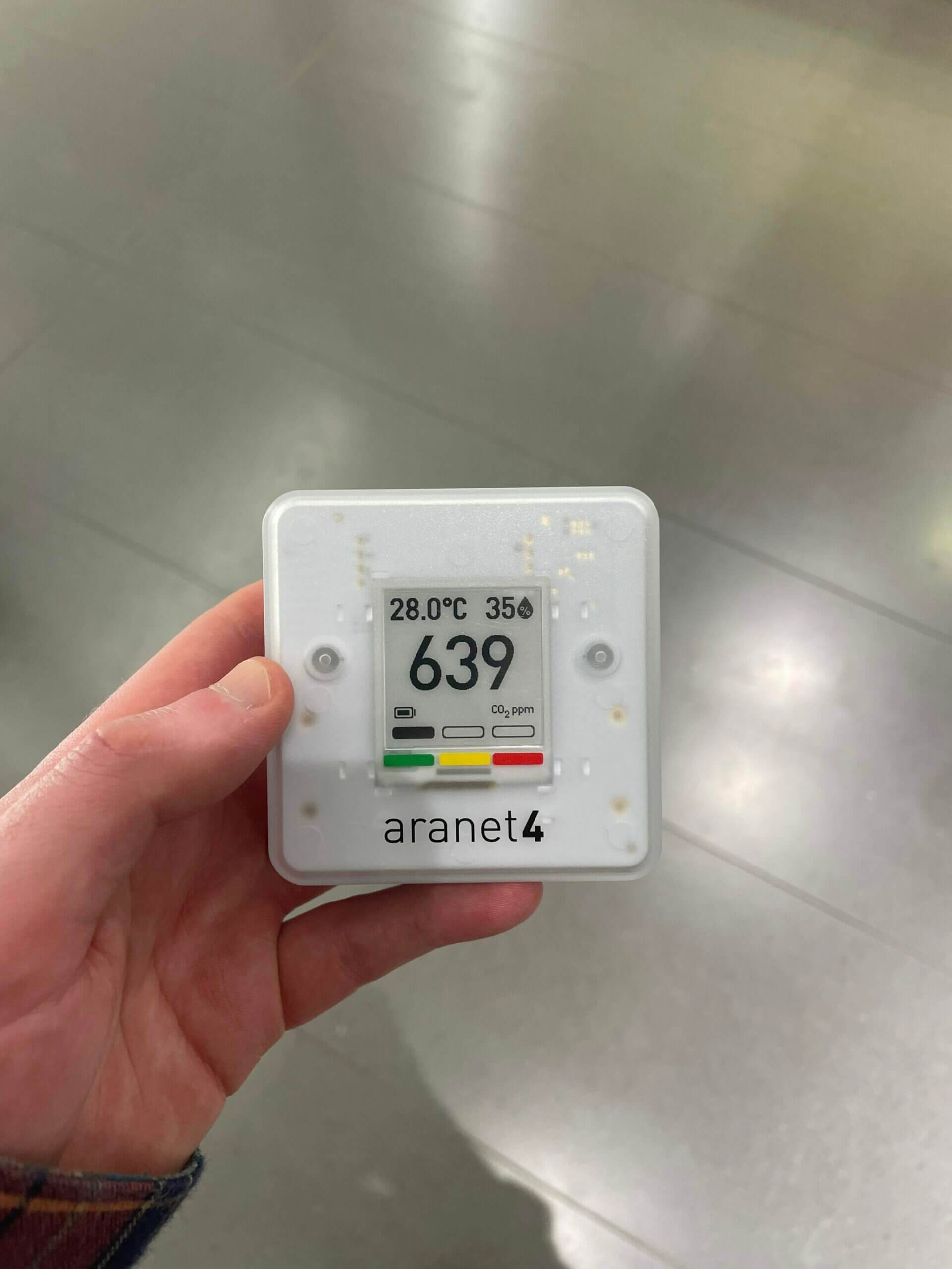 Aranet4 Home Review - The Best Carbon Dioxide Monitor? 14 Aranet4 in Shopping Mall