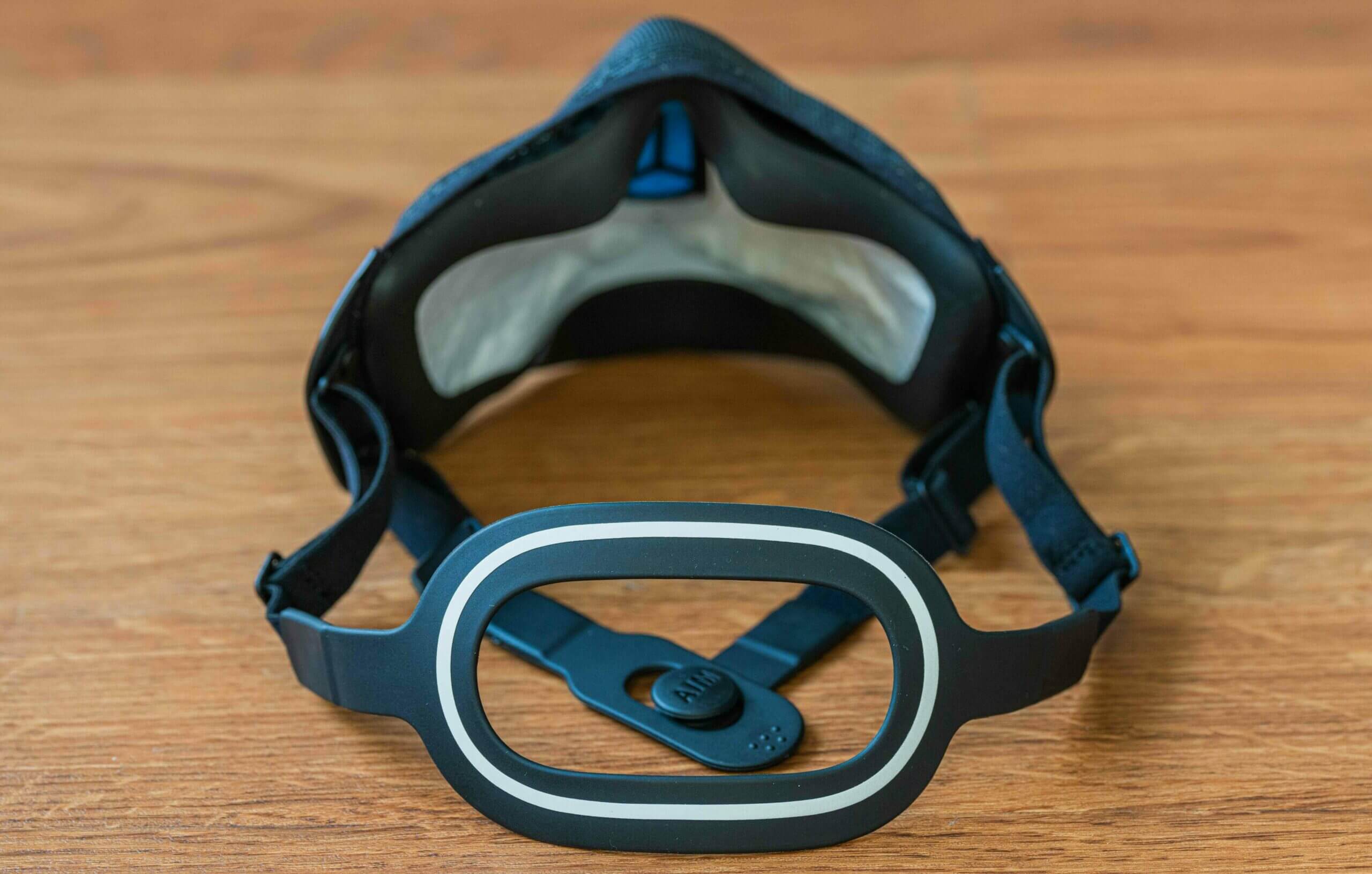 Airinum Air Mask Active Review - The Commuter Mask 11 Airinum Air Mask Active Back