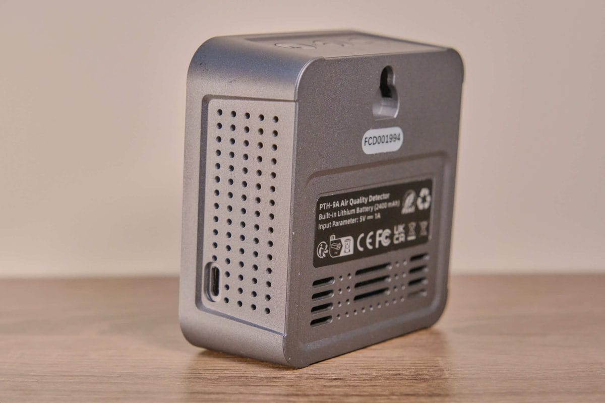 Inkbird 6-In-1 Pth-9A Air Pollution Monitor Review 6 INKBIRD 6 in 1 Monitor Back