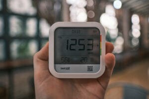 CO2 Monitor in Cafe