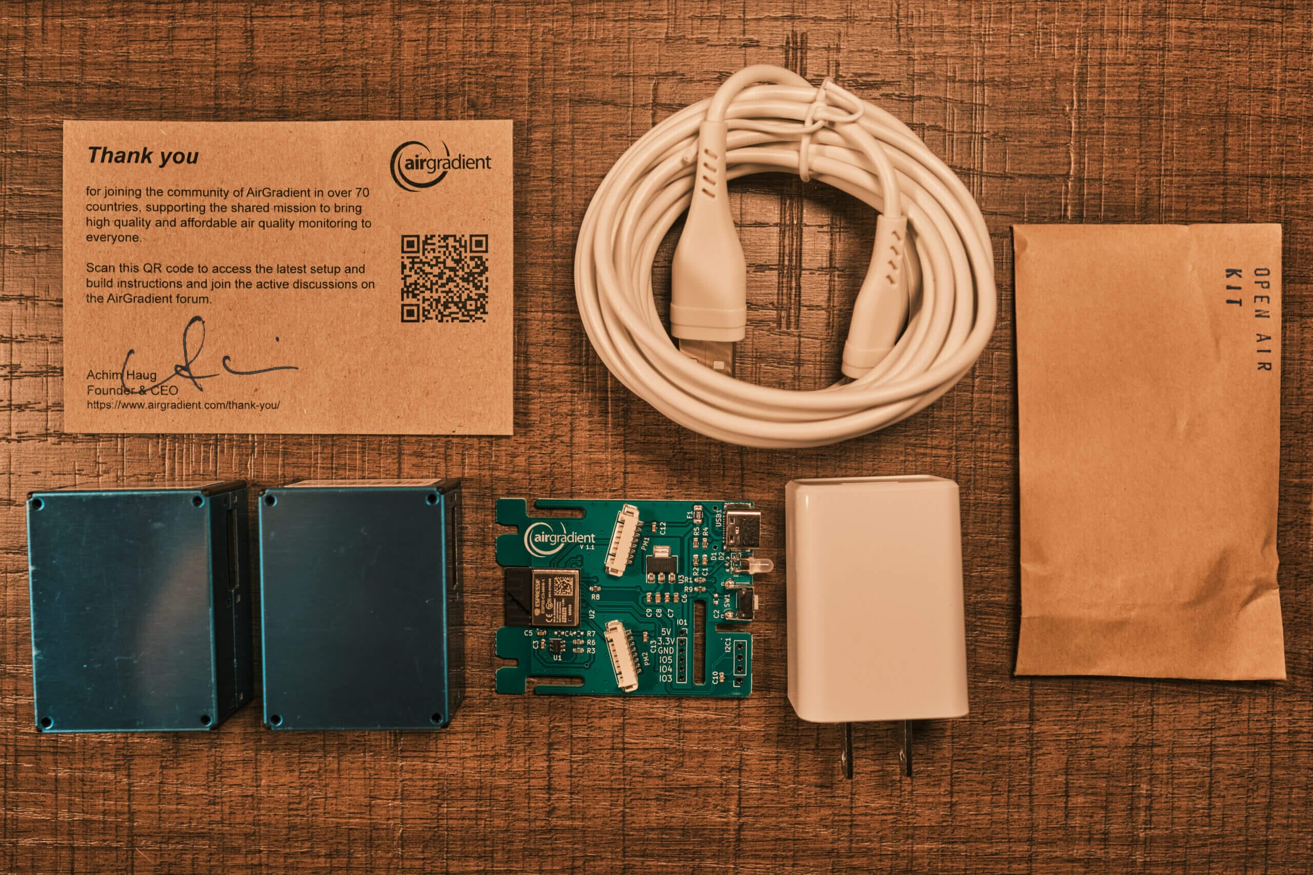 Airgradient Open Air Review - Open-Source Outdoor Air Quality Monitor 5 Air Gradient Open Air Components