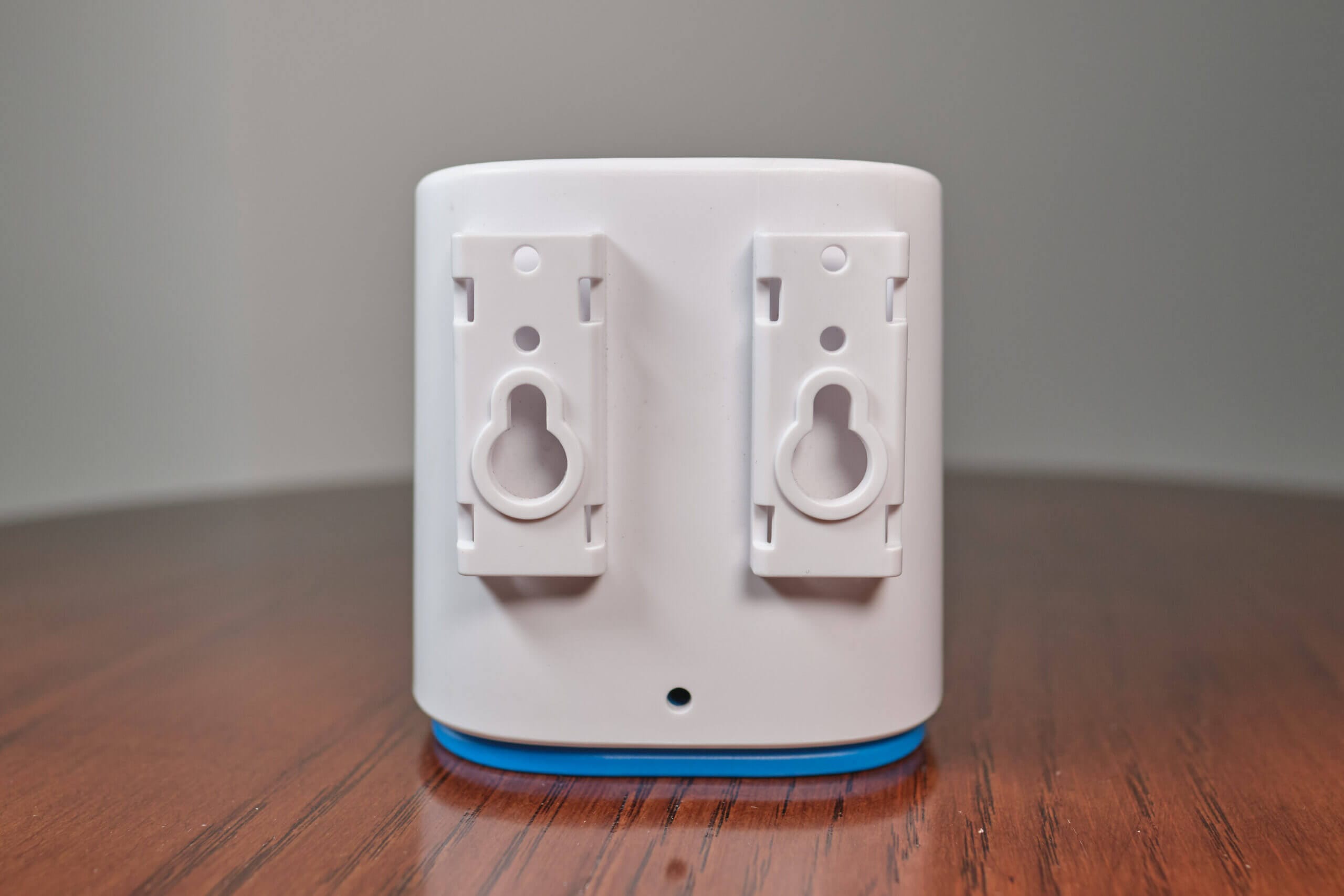 Airgradient Open Air Review - Open-Source Outdoor Air Quality Monitor 18 AirGradient Open Air Monitor Back Hangers