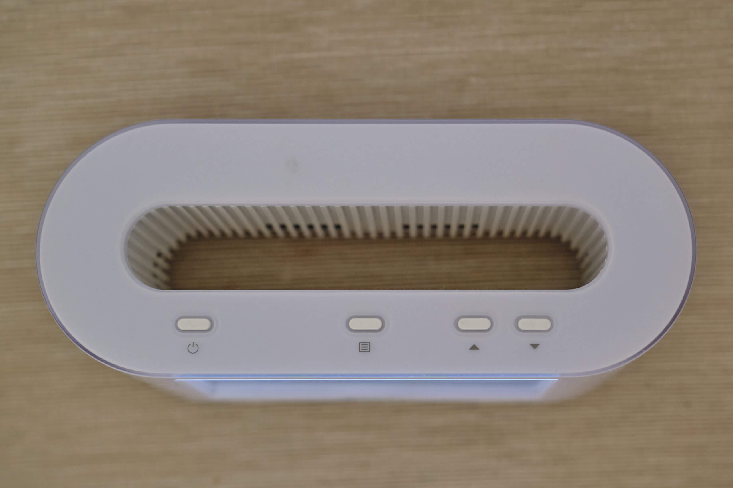 Iqair Airvisual Pro Review - The Most Famous Air Quality Monitor For A Reason? 14 AirVisual Pro AirQuality Top View