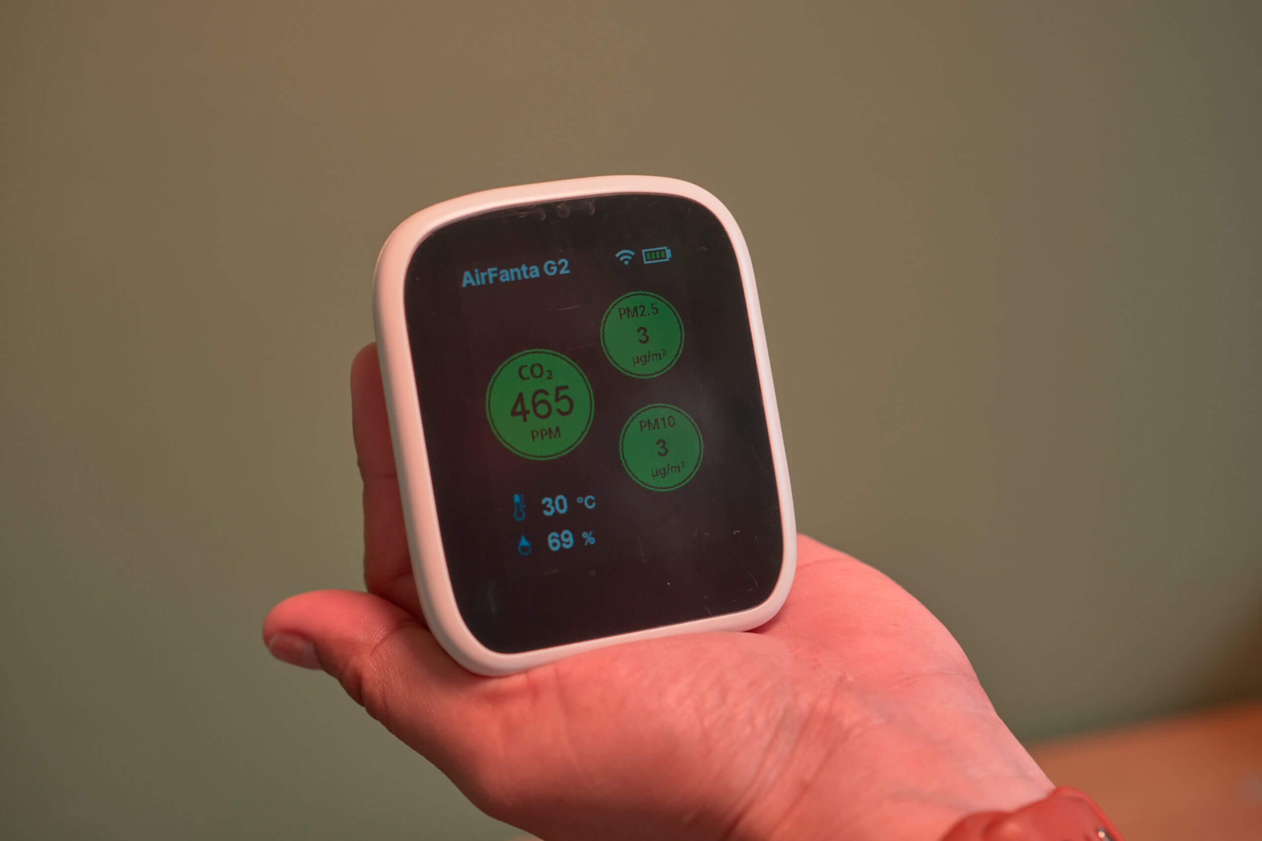 Airfanta G2 Review - An Inexpensive Air Quality Monitor 9 AirFanta G2 Handheld AQ Monitor