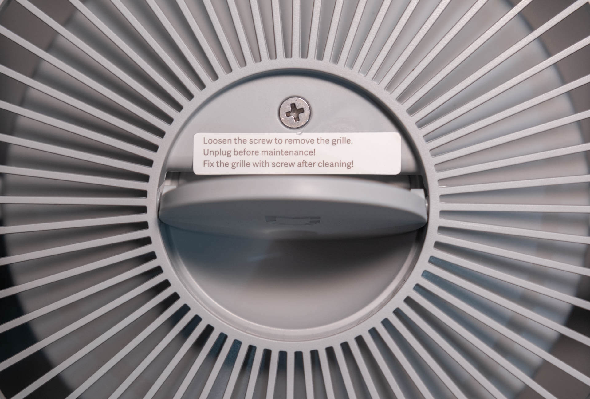 Mijia Smart Air Purifier 6 Review - Is Xiaomi’s Updated Purifier Even Better? 14 Xiaomi Smart Air Purifier 6 Top Panel Removal